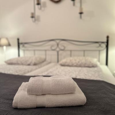 Cseri Porta Rokalyuk Apartman 1