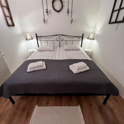 Cseri Porta Rokalyuk Apartman 5